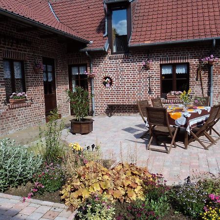 Chez Julie Bed & Breakfast Beaucamps-Ligny Exterior foto