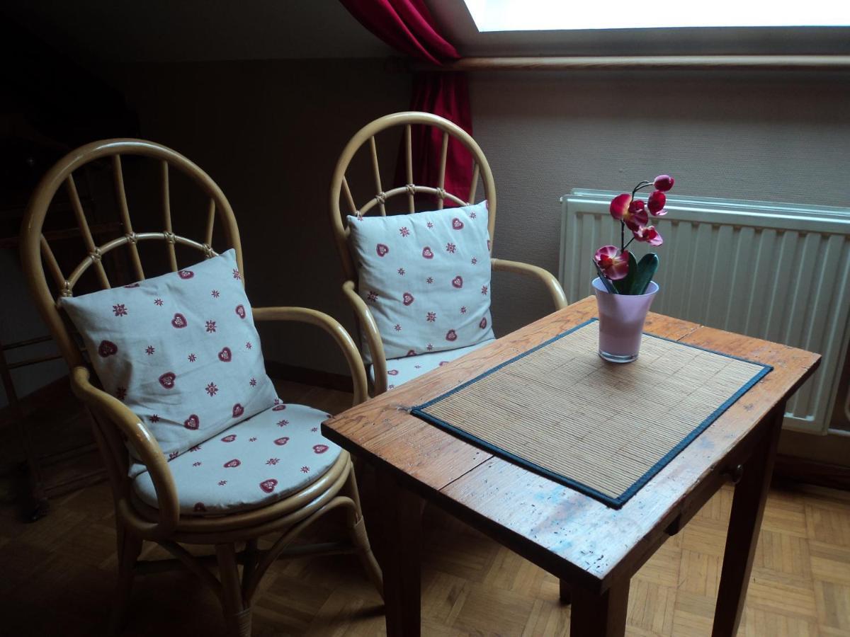 Chez Julie Bed & Breakfast Beaucamps-Ligny Exterior foto