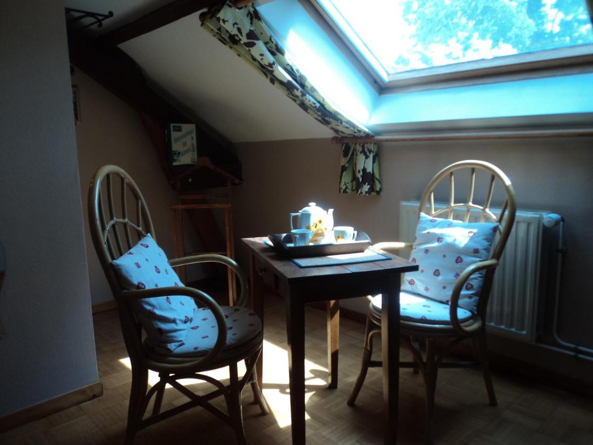 Chez Julie Bed & Breakfast Beaucamps-Ligny Exterior foto