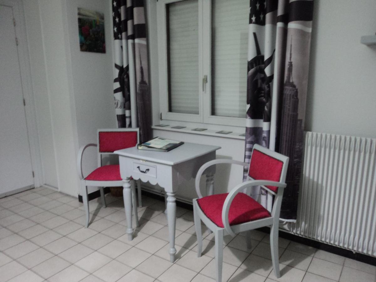 Chez Julie Bed & Breakfast Beaucamps-Ligny Exterior foto